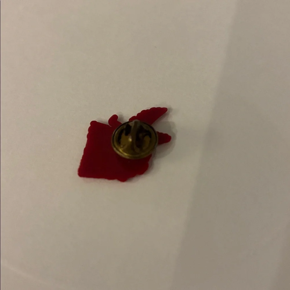 Kentucky Derby Festival 1986 Vintage Pegasus Lapel Pin - Picture 4 of 4